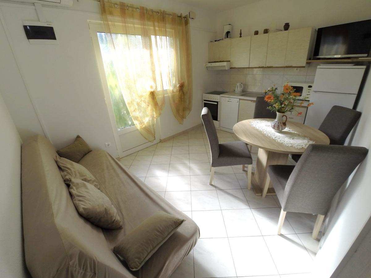 Apartment Ljiljana