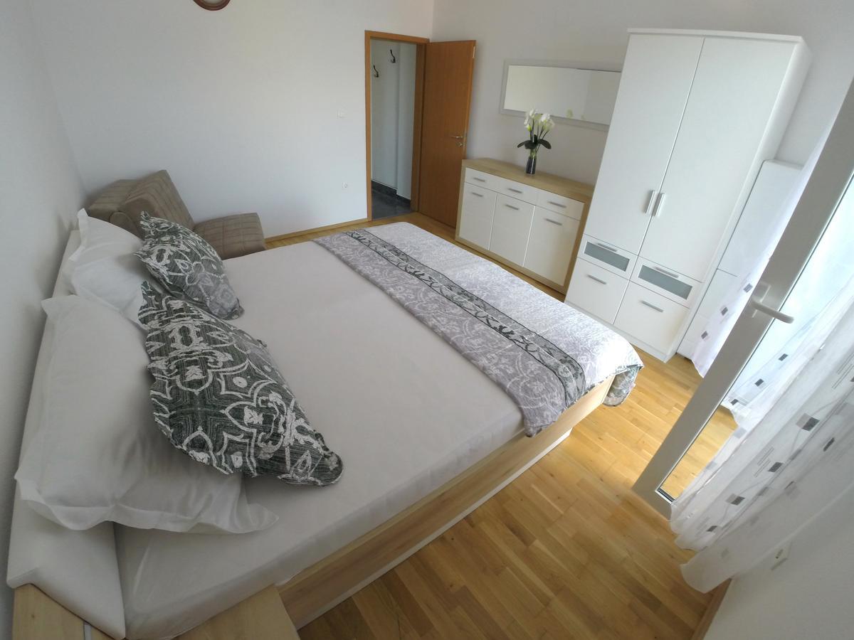 Ljiljana Apartment